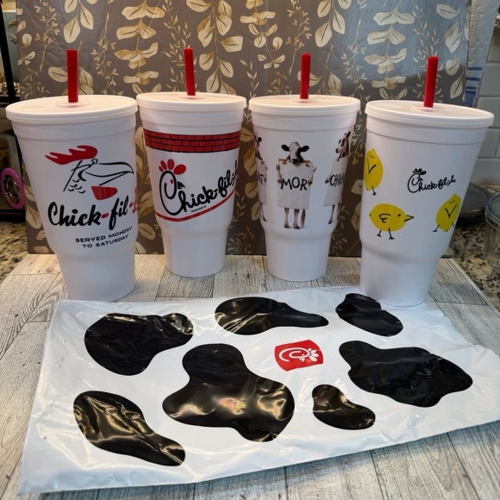 Chick-Fil-A Classic Cups Set full‎ set 4 total reusable cups